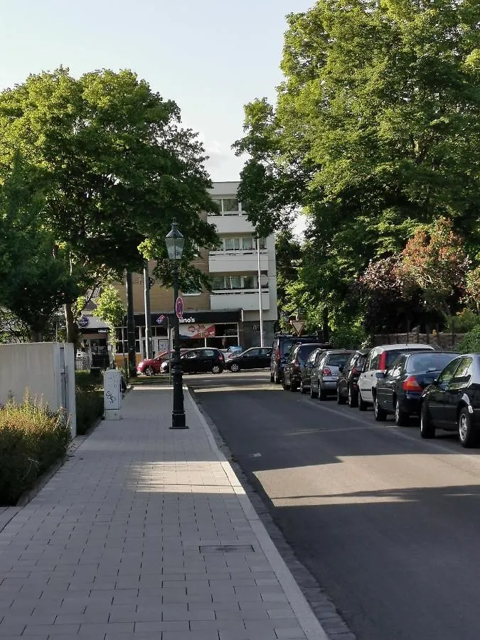 Homestay R&A Lambertz Apartment Dusseldorf